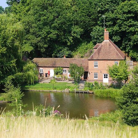 Leeds Castle Holiday Cottages Maidstone Room photo