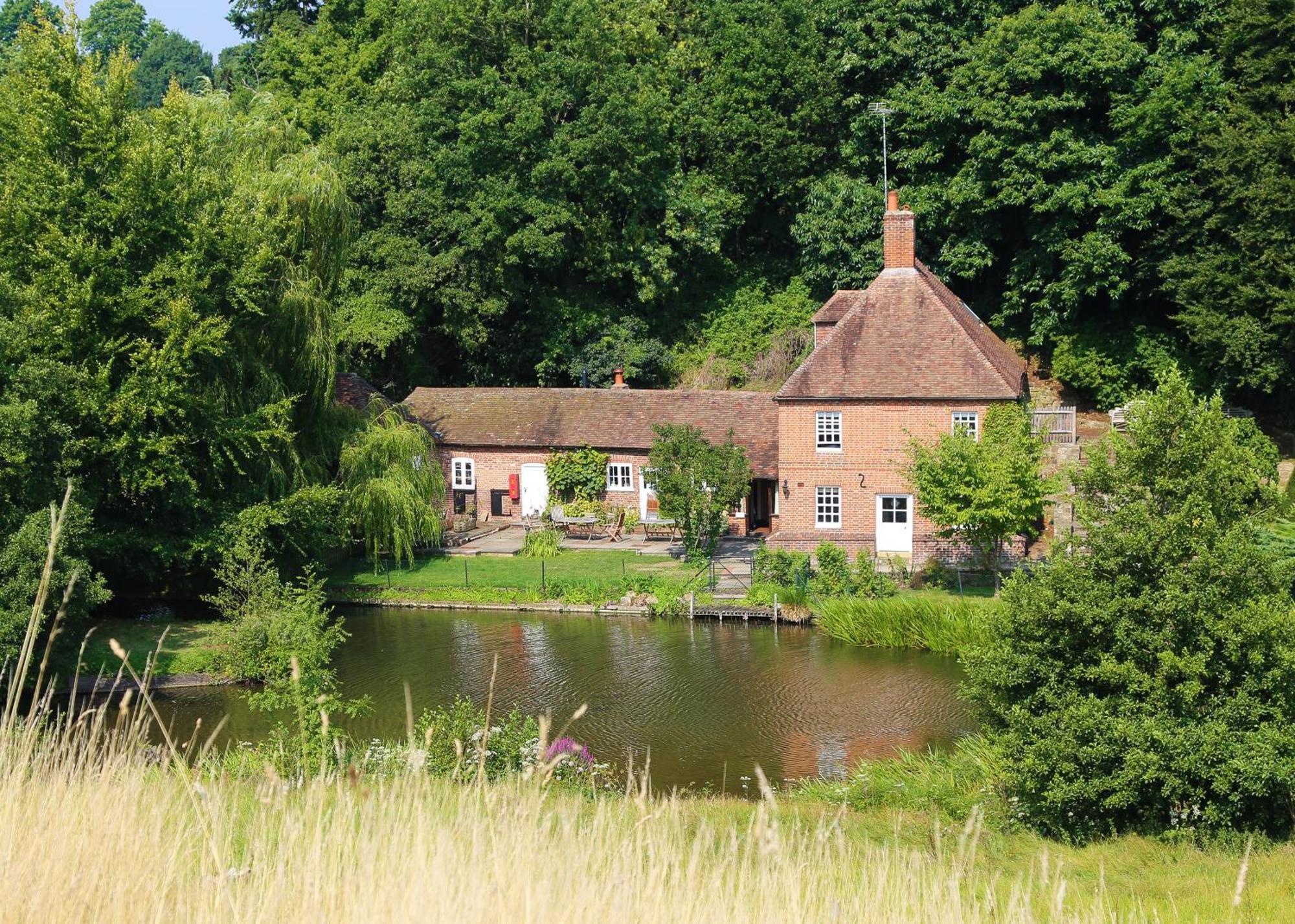 Leeds Castle Holiday Cottages Maidstone Room photo