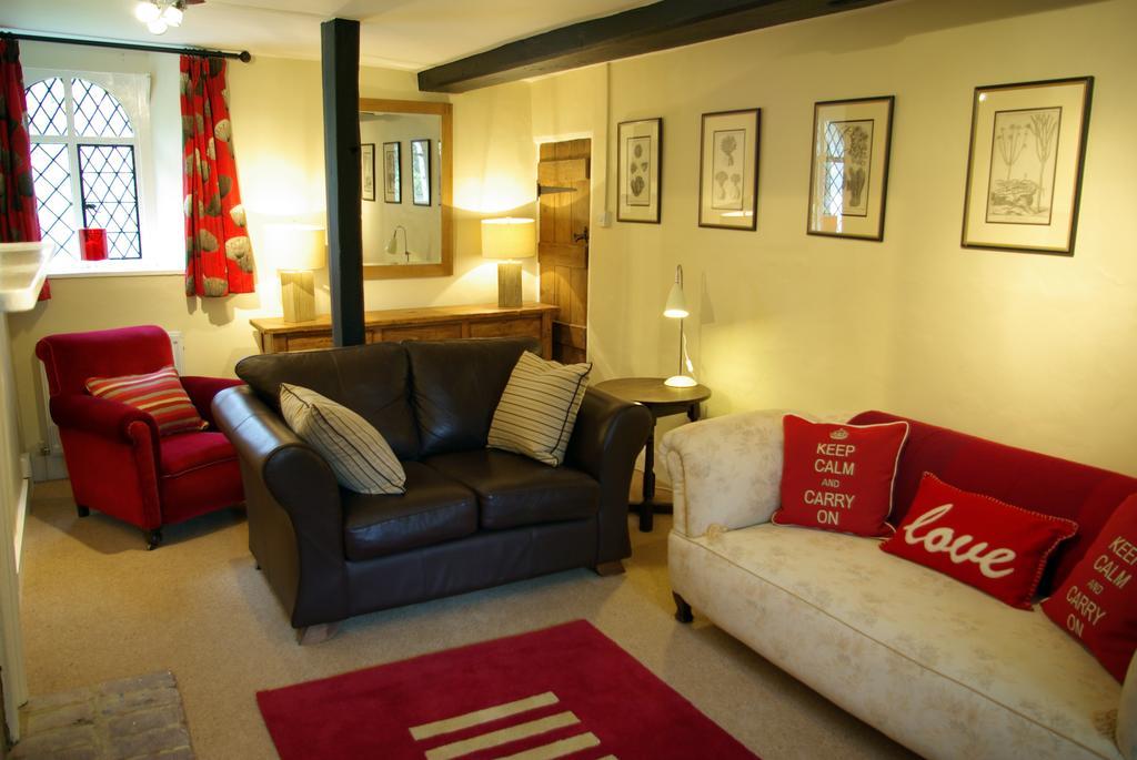 Leeds Castle Holiday Cottages Maidstone Room photo