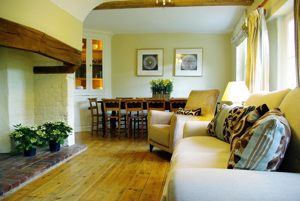 Leeds Castle Holiday Cottages Maidstone Room photo